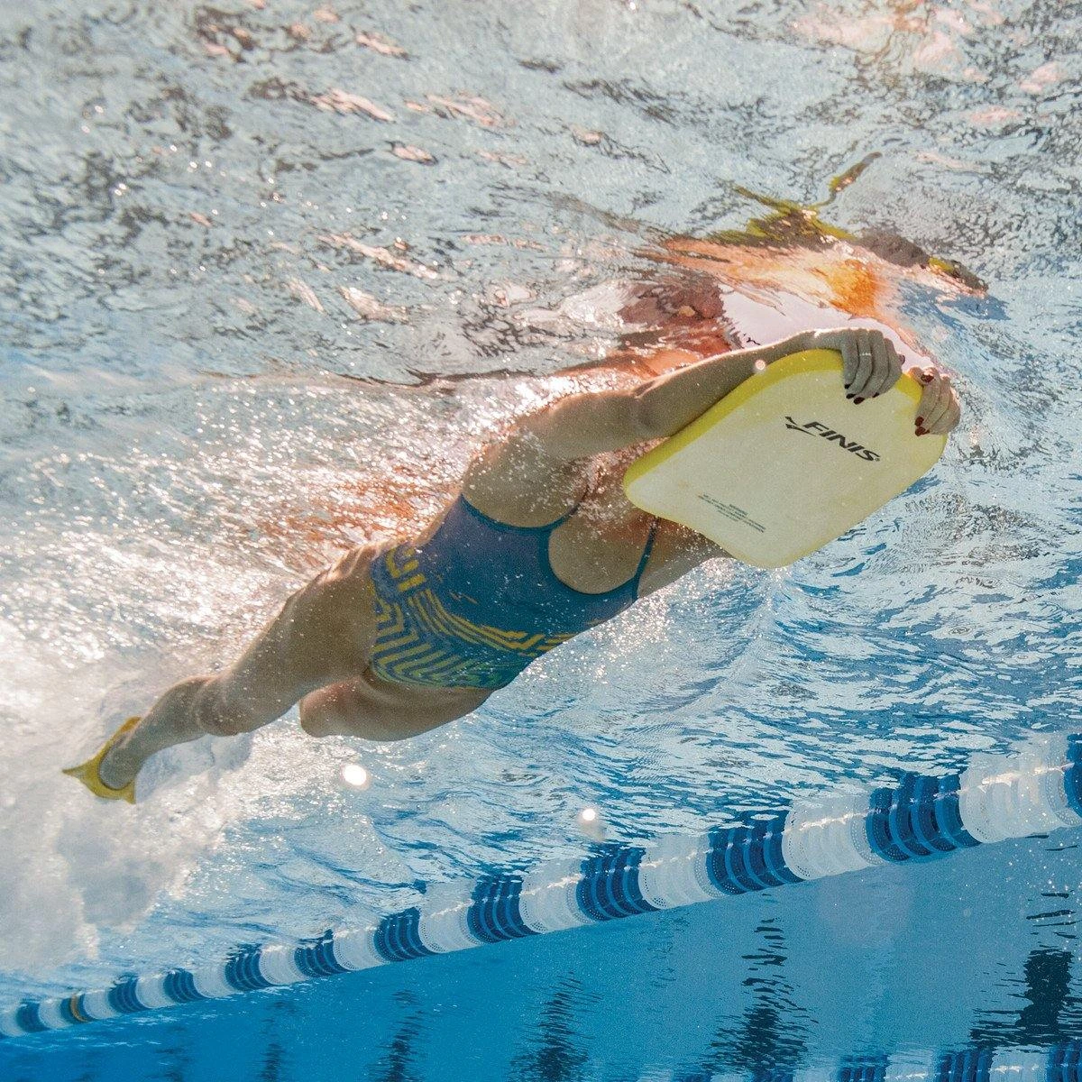 FINIS Foam Kickboard - Image 6