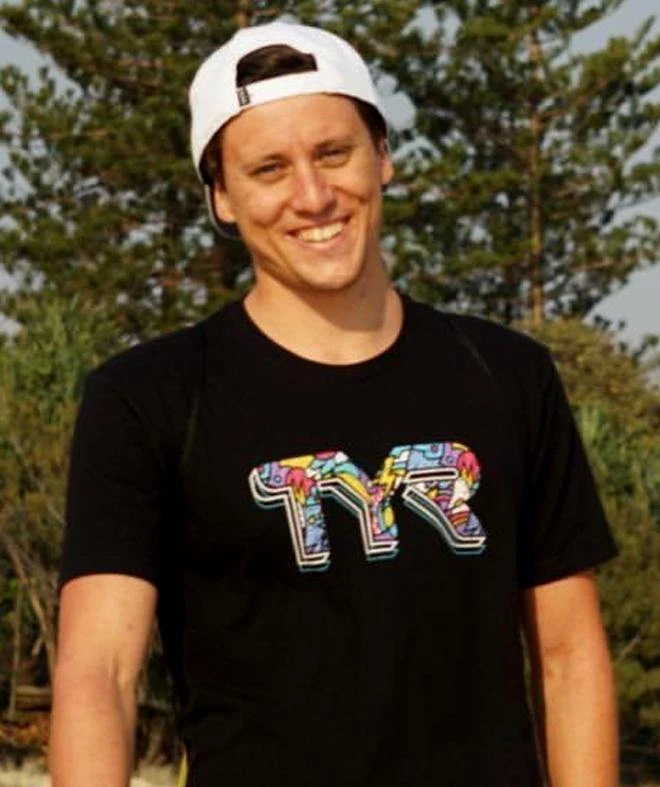 TYR Flat Brim Aus Trucker Hat - Image 3